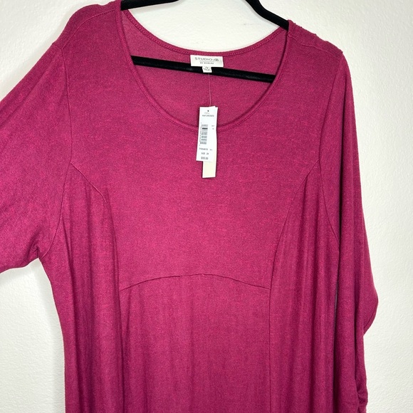 New with tags plus size studio B, long sleeve, mid, knit dress - Picture 3 of 12